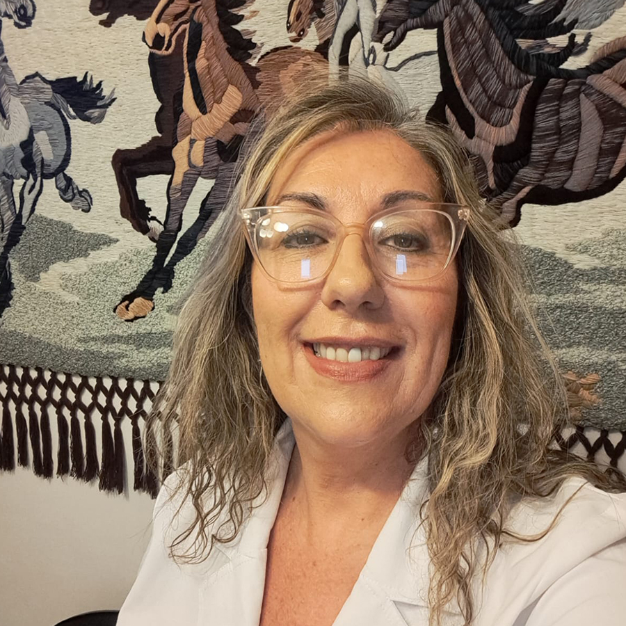 Dra. Jacqueline  Machado